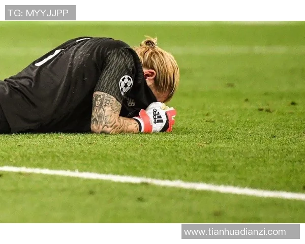 足球明星背影展现风采双肩背影图片带你领略他们的魅力与坚持